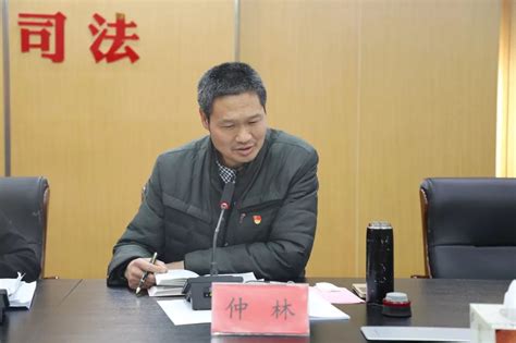 姜堰区召开党组织领导的校长负责制工作座谈会-姜堰教育