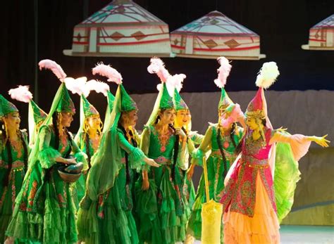 原创民族歌舞剧《玛纳斯》受邀参加民族地区艺术院团晋京展演|玛纳斯|歌舞团_新浪新闻