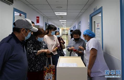 “我为群众办实事”——看这家三甲医院开启夜诊模式_时图_图片频道_云南网