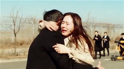 跨越”三八线“的拥抱，朝鲜军人与南韩千金相恋，令人感动！_腾讯视频