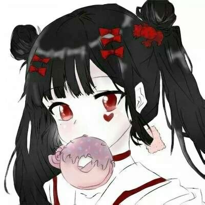 甜美女生头像红眼动漫版