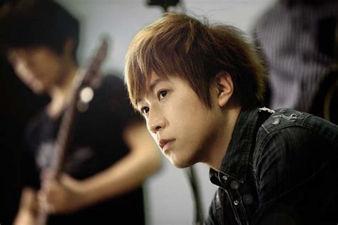 历史上的今天5月8日_1985年刘文杰出生。刘文杰，中国男歌手，信乐团主唱
