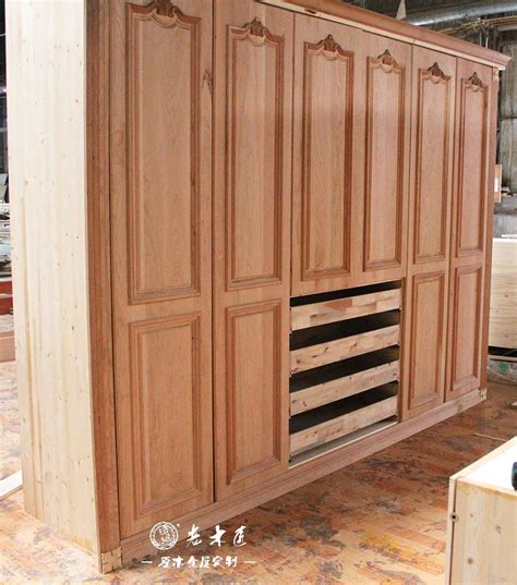 实木衣柜实木原木柜子家用中式家具平开六门主卧室现代简约大衣橱-阿里巴巴
