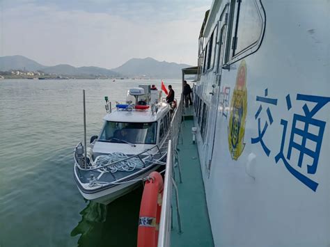 广东云浮交通新执法船正式入列 水上执法又添一“利器”(组图)-特种装备网
