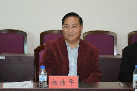 伊春副市长张义龙一行来校进行合作交流调研-东北林业大学科学技术研究院