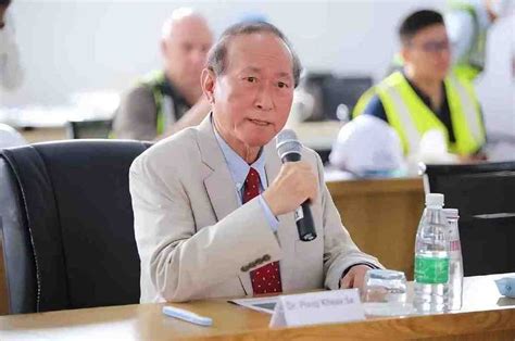 柬埔寨首相：如果没有中国朋友帮助，我们的基建很难发展起来_手机新浪网