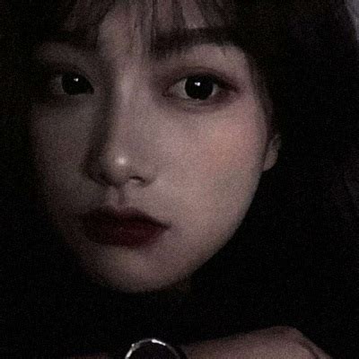 失恋温柔头像女生图片