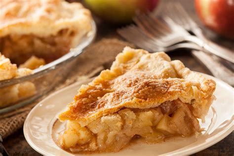 Classic Vegan Apple Pie - Rainbow Nourishments
