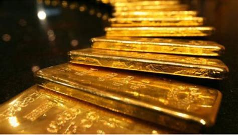 30亿美元，美国黄金进口额创10年新高！中国为何不运回600吨黄金__财经头条
