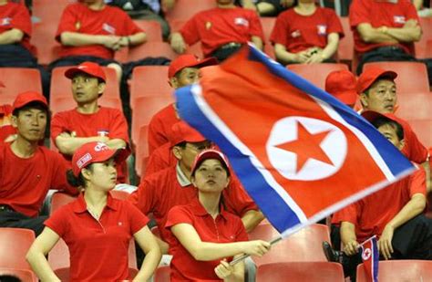 朝鲜美女啦啦队现身上海虹口体育场[组图]_资讯_凤凰网