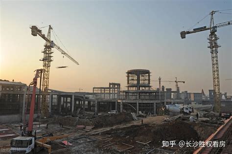 中铁城建集团有限公司 综合新闻 重要节点攻克：绥化恒大阳光半岛项目主体全部封顶