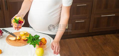 孕妇禁吃十大水果排名 第八切记不要吃-第一排行网