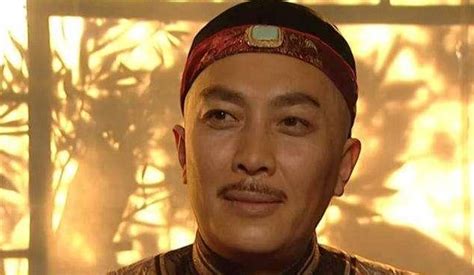 赵鸿飞在2004年《皇太子秘史》饰演雍正中的-万佳直播吧