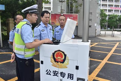 揭阳市公安局交警支队高速二大队联合普宁市交通综合执法局开展整治行动
