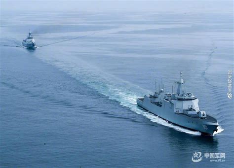 国防部：第二艘055型驱逐舰拉萨舰正式入列 舷号102(含视频)_手机新浪网