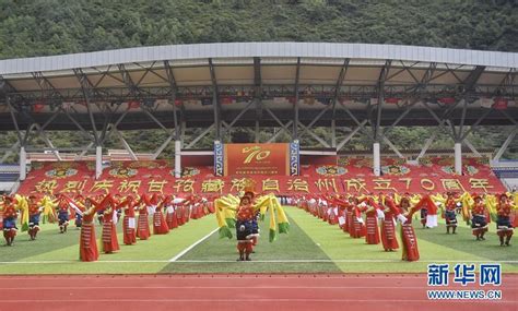 甘孜县积极备战建州70周年庆典 藏地阳光新闻网
