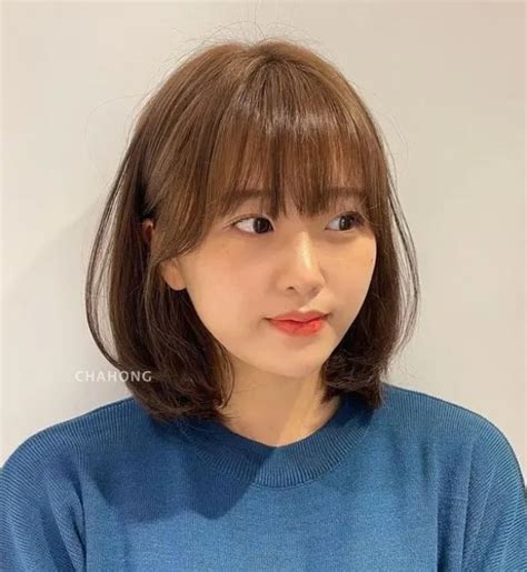 及肩短发甜美女生头像