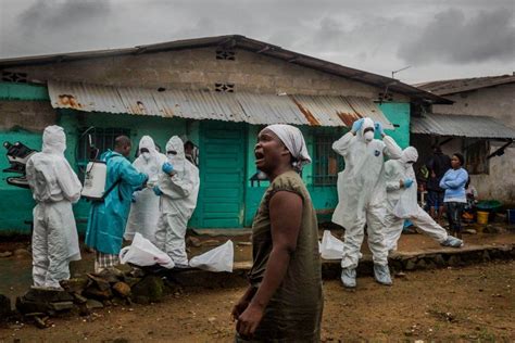 2014年埃博拉病毒死了多少人 埃博拉怎么消失的有疫苗吗_深圳热线