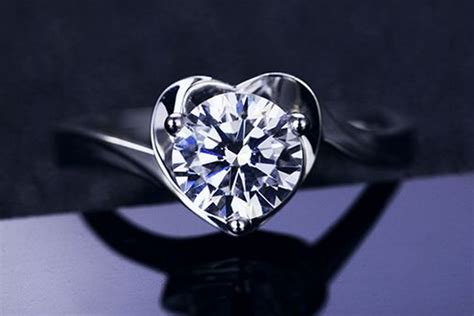 钻石的价值到底在哪里 - 中国婚博会官网