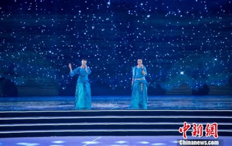 首都艺术家代表团赴拉萨慰问演出会在拉萨举行--北京文联网
