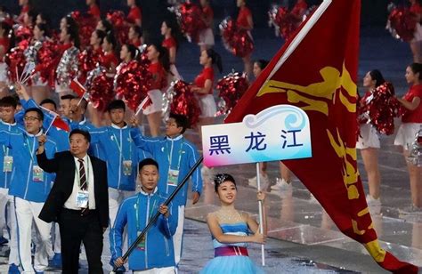 2025全运会将在大湾区举办，林郑月娥等接过会旗(含视频)_手机新浪网