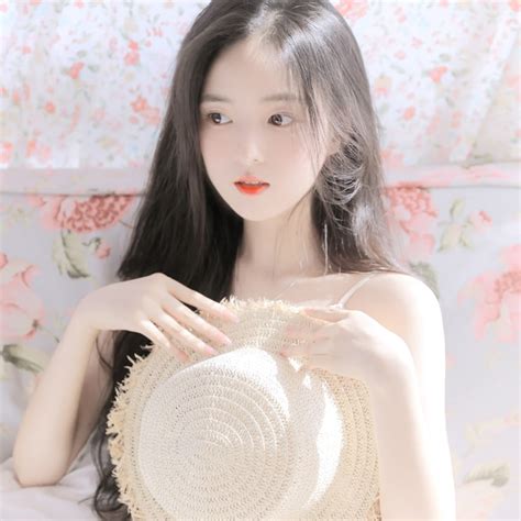 可爱呆萌甜美女生头像