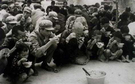 老照片：一场中国人不能承受的灾难，也是人类历史有名的饥荒之一