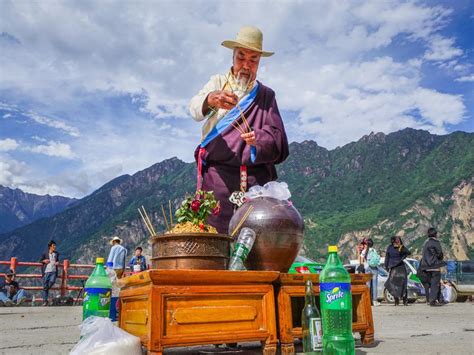 Jiaju Tibetan Village Picture And HD Photos | Free Download On Lovepik