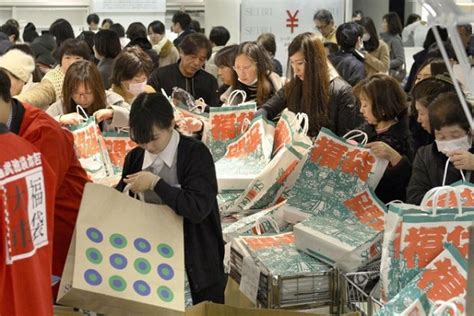 2018年日本便利店行业市场格局及各品类销售额分析 （图）_观研报告网