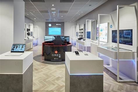 HP EMEA In-Store Digita惠普体验店设计 – 米尚丽零售设计网-店面设计丨办公室设计丨餐厅设计丨SI设计丨VI设计