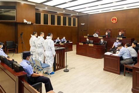 经开区法院公开开庭审理19名被告人诈骗案-淮安经济技术开发区人民法院