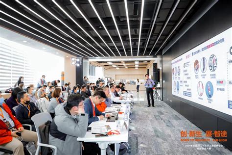 有源头创新也有实践探索，上海“创新创业十大优秀案例”发布_青年_论坛_星耀