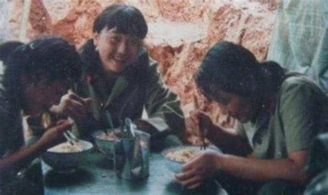 中越换俘7名女兵回中国，她们最后去哪了？有个连长被判刑10年