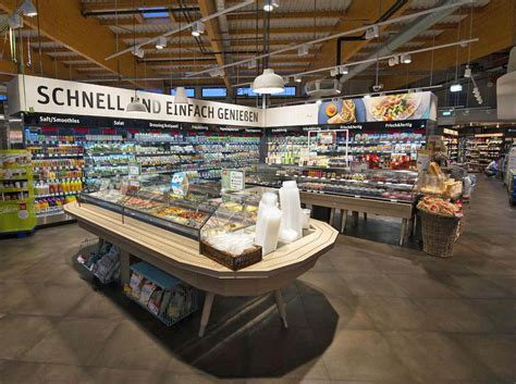 国外超市设计赏析：REWE超市设计的便利性和灵活性