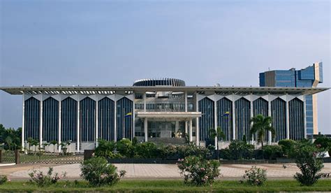 中国援建项目简介系列之二：加蓬参议院大厦