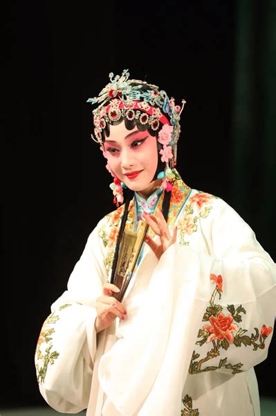 西杜丽图片