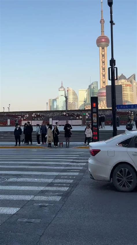 北京街拍，好登对啊#街拍 #路人视角_路人_视角_北京