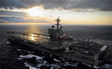 外媒:美军双航母巡航南海 要替菲律宾撑腰？_央广网