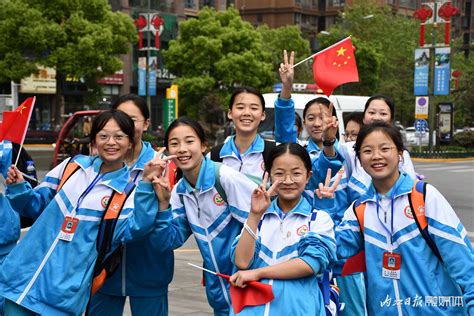 隆昌市第一初级中学：组织开展“踔厉奋发 勇毅前行”文明健步行活动