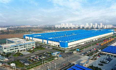 扬州市四套班子领导观摩中集通华数字化罐车工厂 - 第一物流网