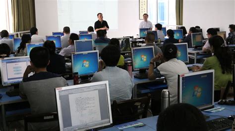 计算机应用技术基础实训室-人工智能学院-重庆工贸职业技术学院