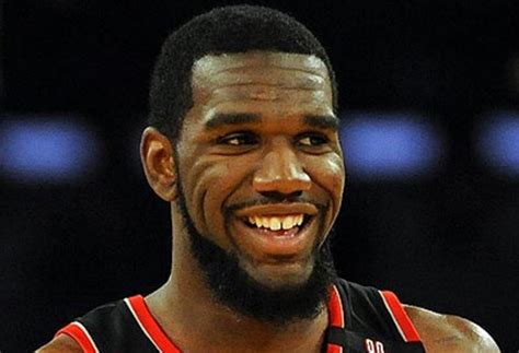NBA最丑的五个球员，詹姆斯像大猩猩，一人被称为外星人