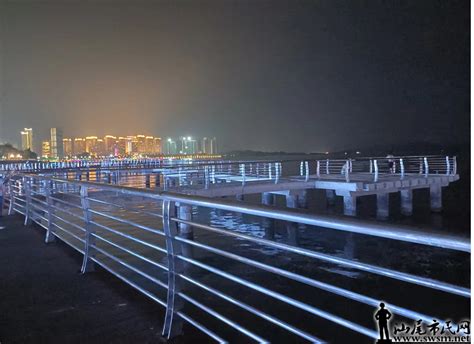 汕尾市民网-品清湖滨海公园段栈桥组装将竣工