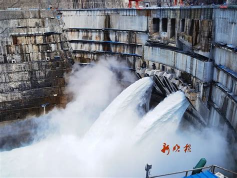 白鹤滩水电站4号机组正式并网发电 长江干流成为世界最大清洁能源走廊