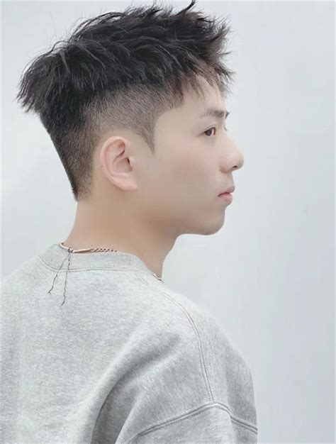 韩式男生发型2022 打造优雅个性型男_韩式男发 - 美发站