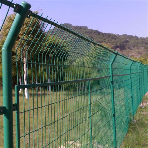 公路护栏网钢丝围栏特殊规格加工定做车间隔离绿化隔离-阿里巴巴
