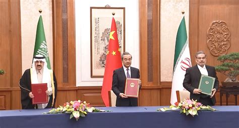 阿拉伯主流媒体对中国和伊朗签订25年合作协议的报道和评论概述