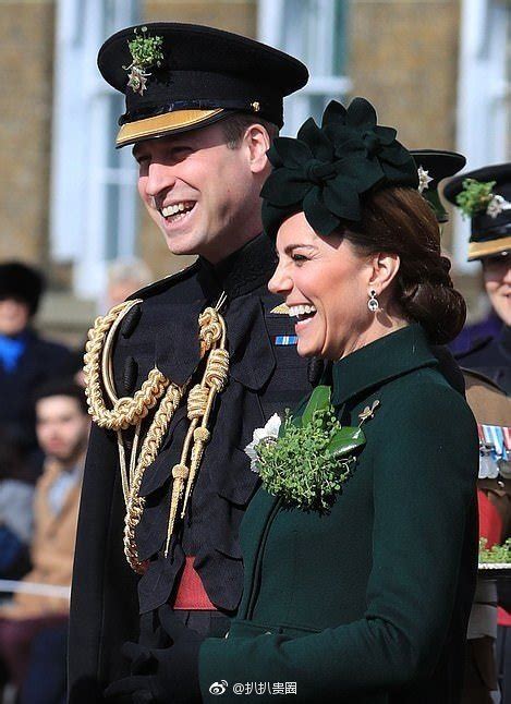 威廉王子夫妇访所罗门群岛穿错服装引尴尬(图)|威廉王子|穿错服装|尴尬_新浪新闻