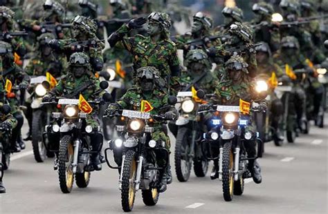 斯里兰卡政府军四年来首次攻击猛虎组织(图)_新闻中心_新浪网