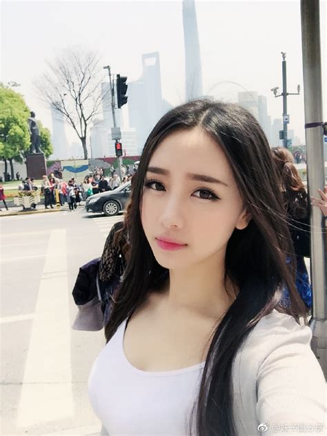 自拍区图片